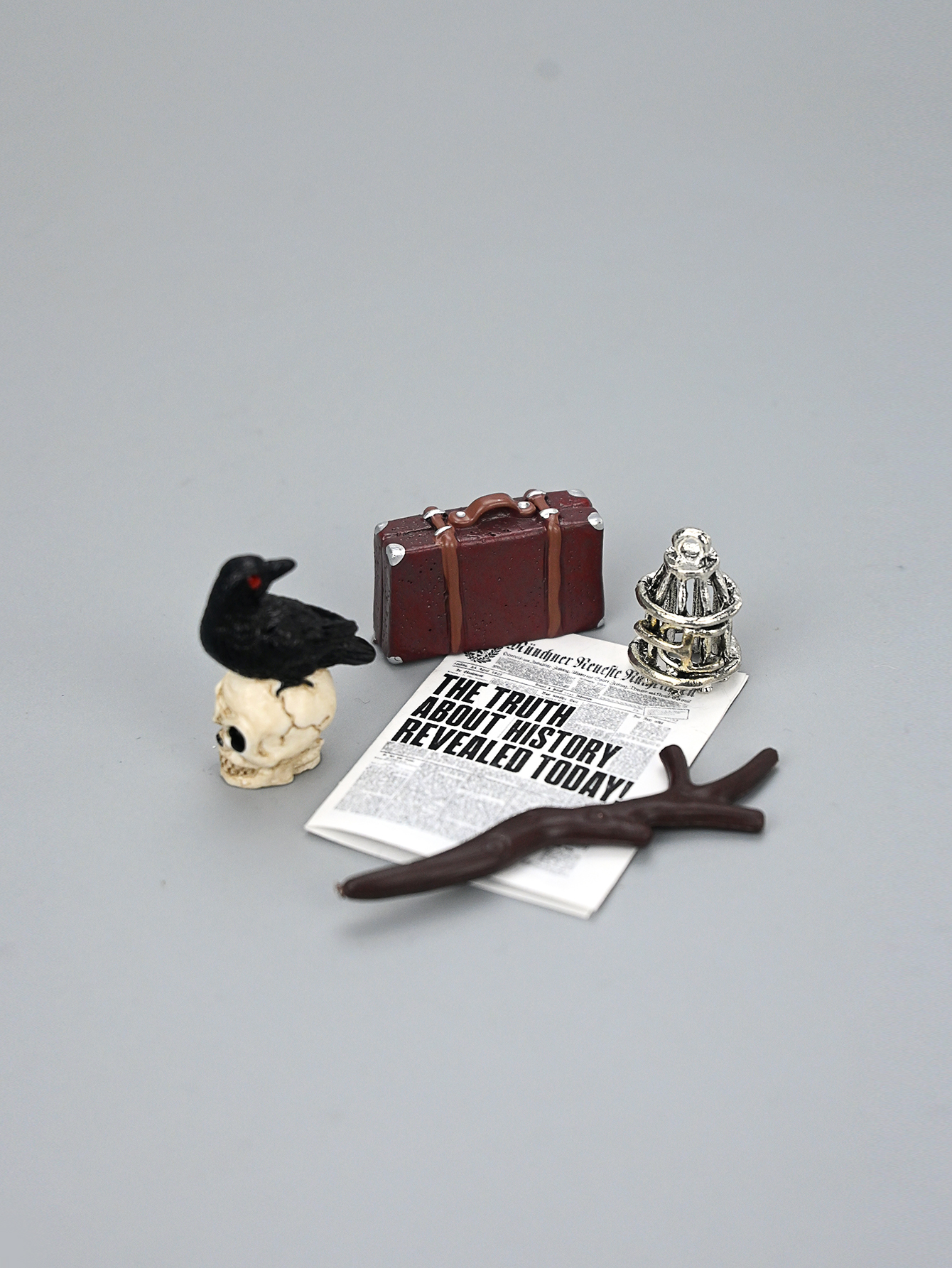 Photography Model - Miniature Academy Luggage Scene Decorations, Easter