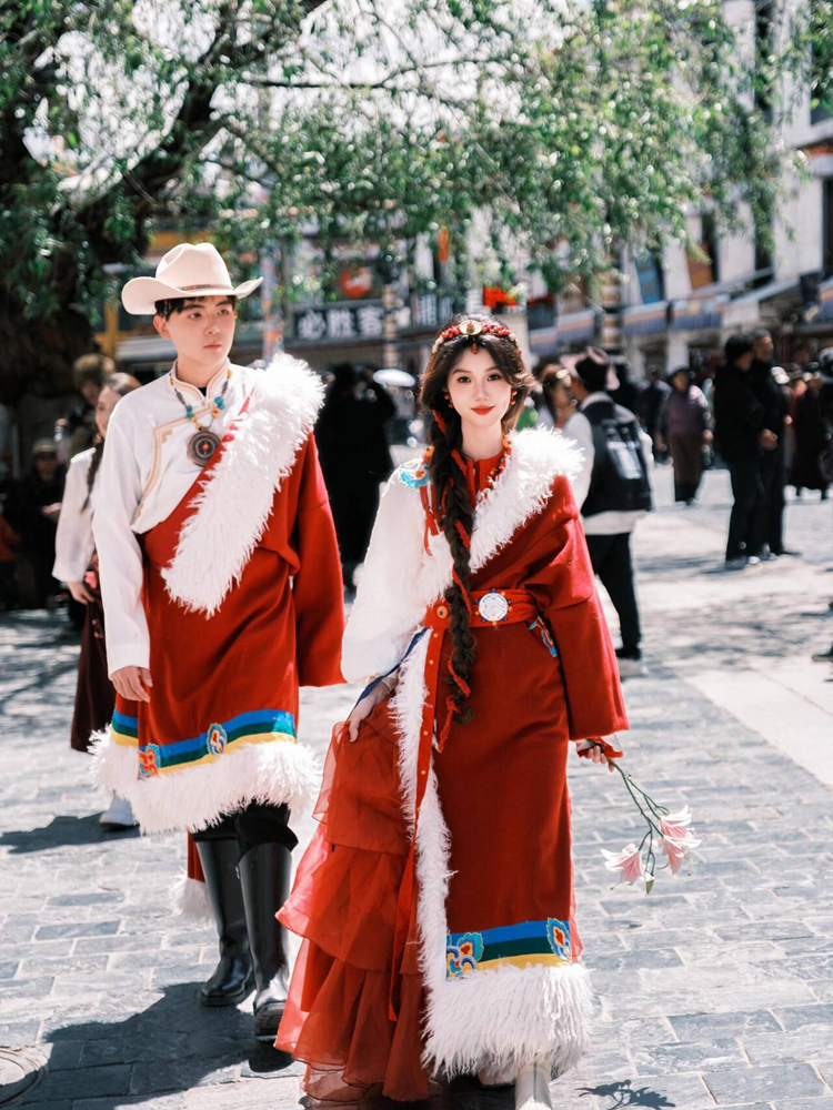 New Couple Photography Ethnic  - Photography Outfits ulasan dan harga