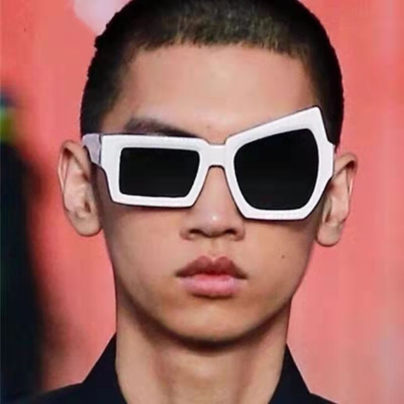 New Vintage Man Irregular Sung - Photography Street ulasan dan harga