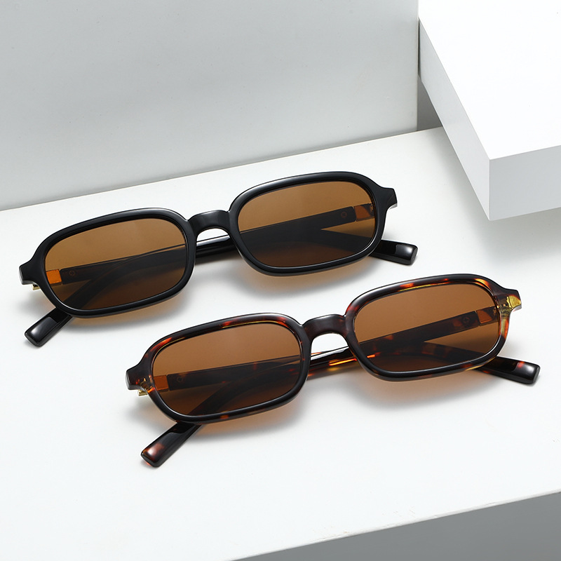 New Small Square Frame Sunglas - Photography Street ulasan dan harga